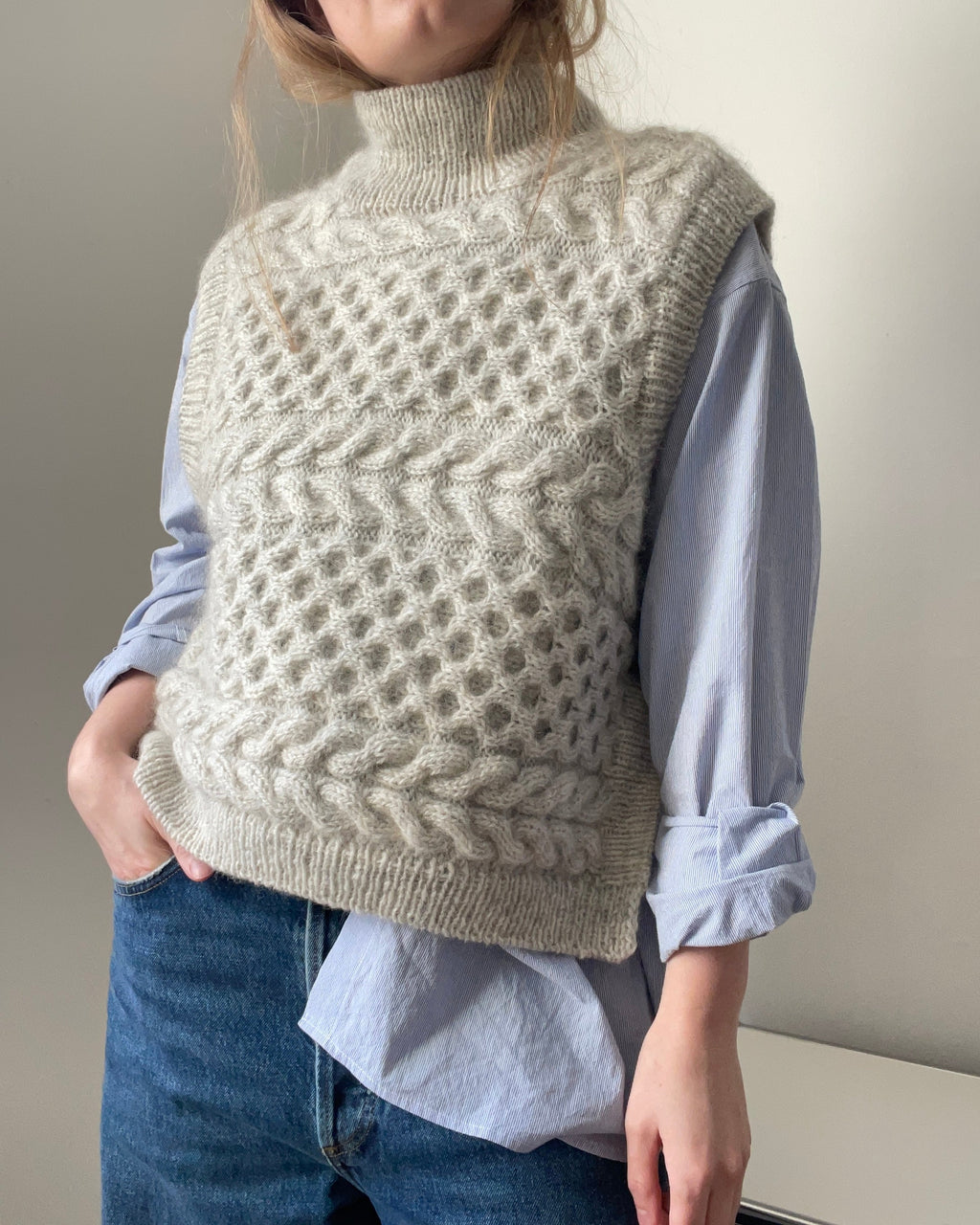 eurus slipover (english) – AEGYOKNIT