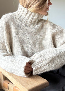 hana sweater (english) – AEGYOKNIT - KAROLINE SKOVGAARD